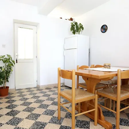 Apartments By The Sea Lumbarda, Korcula - 9480 Apartment *